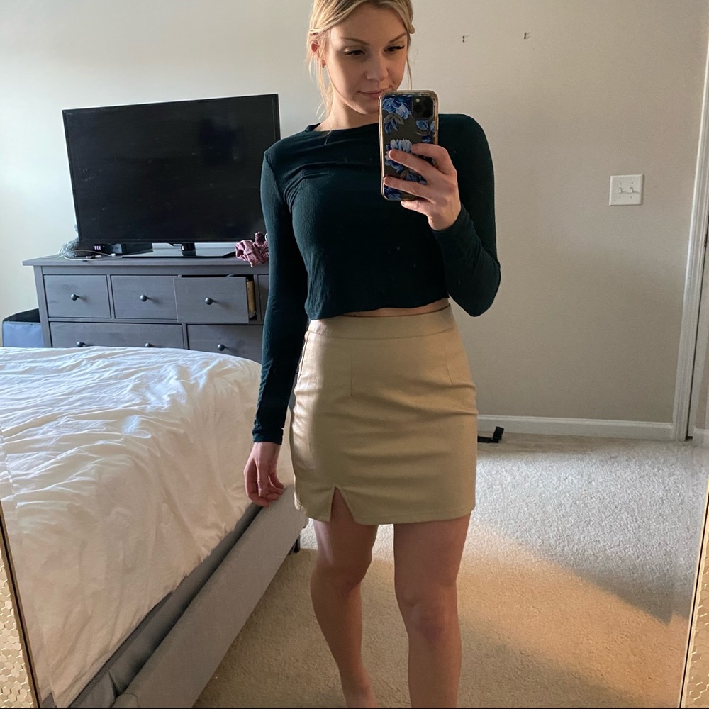 Lulus Corte beige leather mini skirt Small